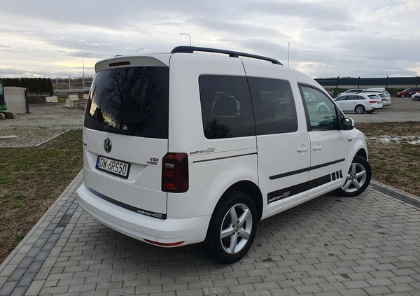 Volkswagen Caddy cena 47500 przebieg: 300000, rok produkcji 2015 z Dobiegniew małe 596